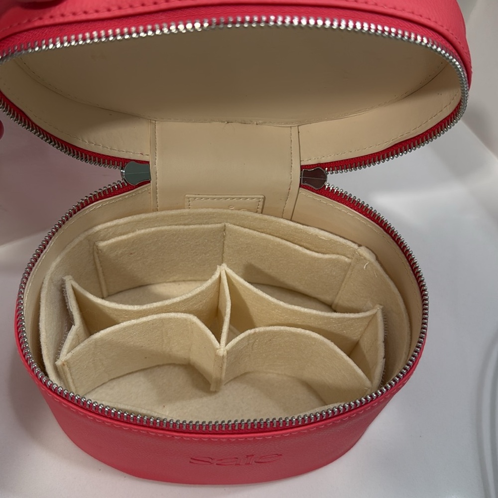 Saie Vibrant Pink Cosmetic Case - Picture 4 of 7